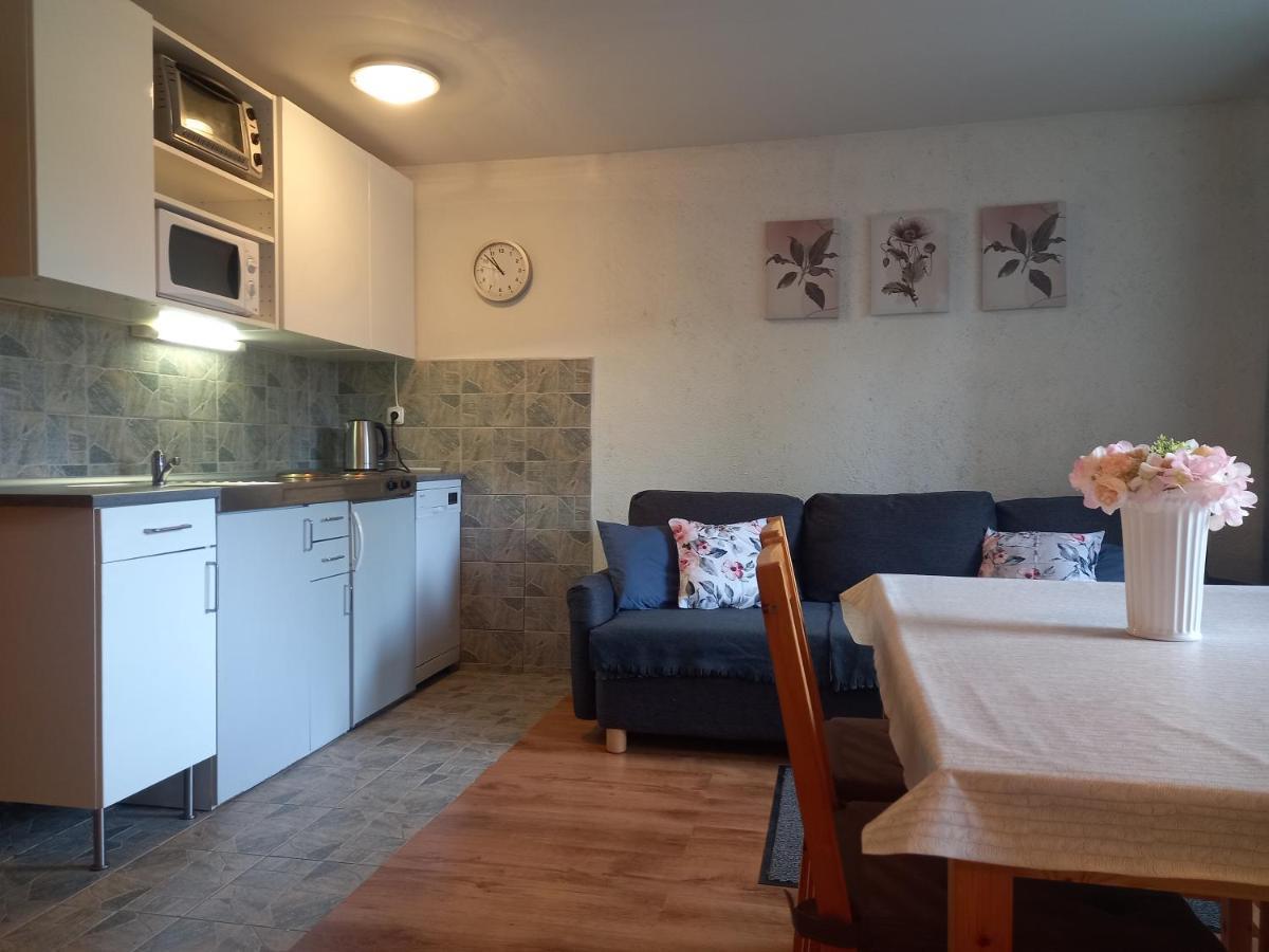 Loučná pod Klínovcem Chalupa Nela Apartmany Haj U Loucne Pod Klinovcem מראה חיצוני תמונה